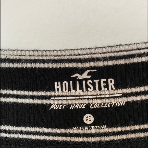 Hollister Off Shoulder Stripe Top - Picture 7 of 7